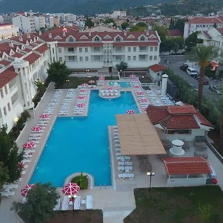 Kocer Club Hotel 3*