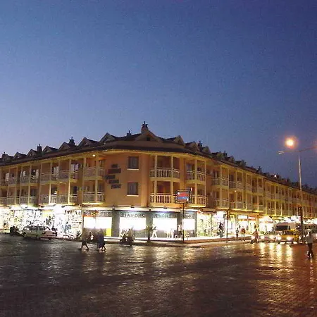 Kocer Club فندق مرمريس